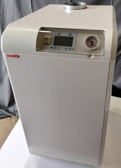 Напольный газовый котел MORA-TOP SA40G